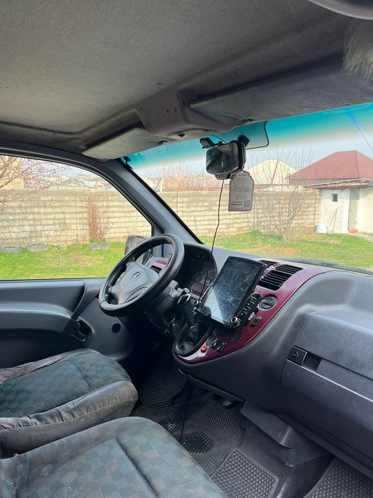 Мерседес Вито минивэн