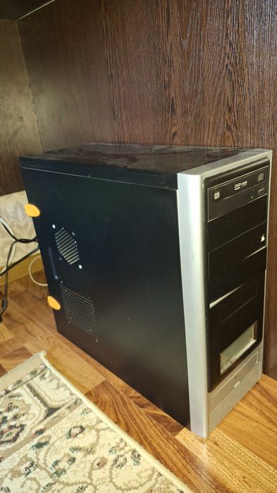 Кампьютерная сборка +клавиатура, монитор, мышка