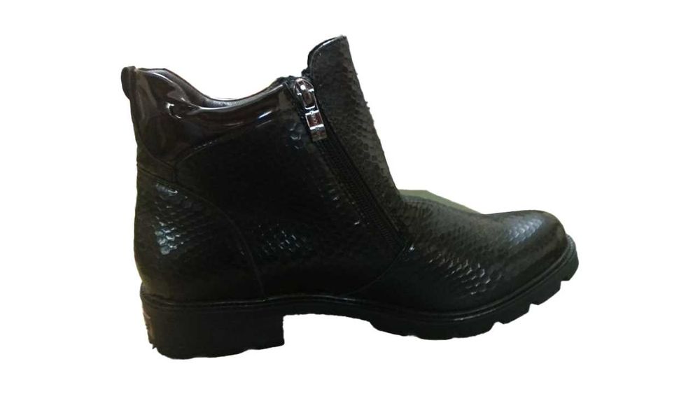 Ботинки женские новые