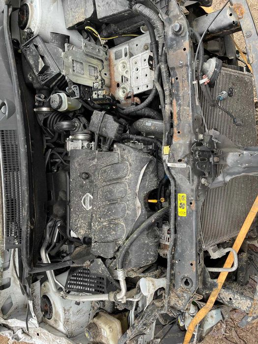 Nissan Qashqai+2 2.0 I НА ЧАСТИ нисан къшкай +2 2.0 бензин