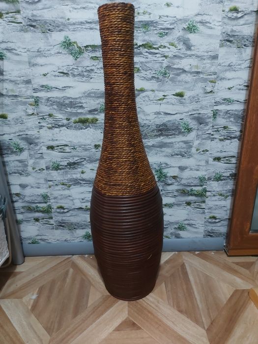 Vaza afro din răchită 78cm 120lei