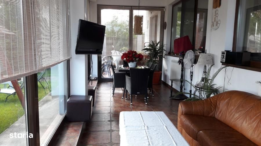 Proprietate Individuală pe Malul Lacului | 450 mp + 200 mp Mansardă |