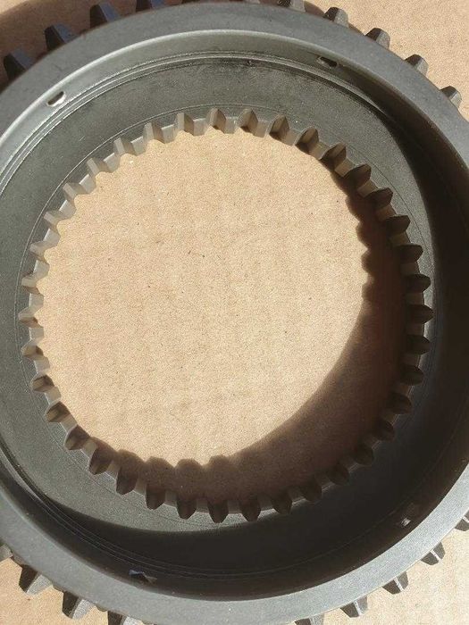 reductor inversor , sincron - pompa Massey Ferguson 2680 , 2675 , 2640