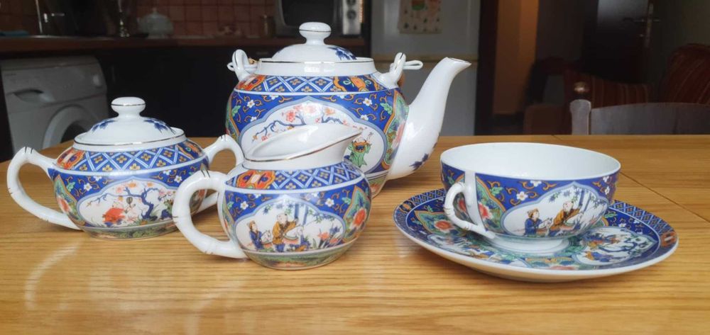 Сервиз за чай-японски порцелан
