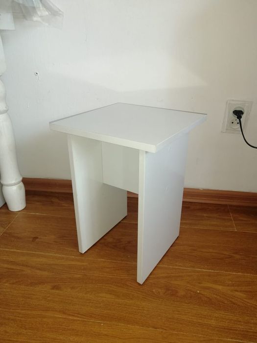 Табуретки новые по 2000тг