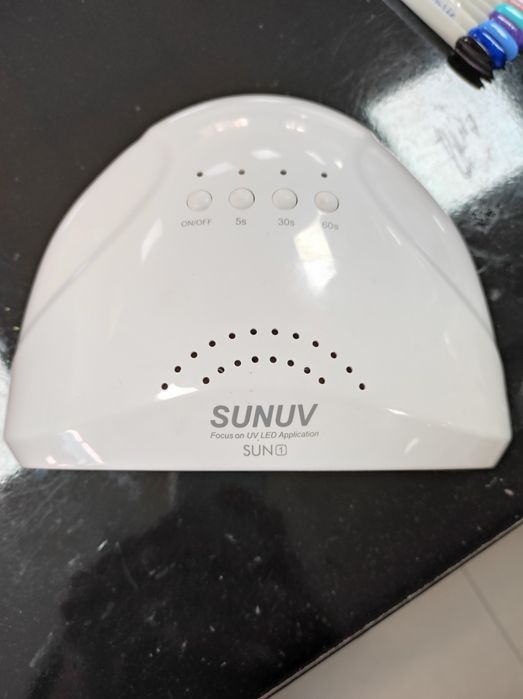 Продам лампу для сушки ногтей