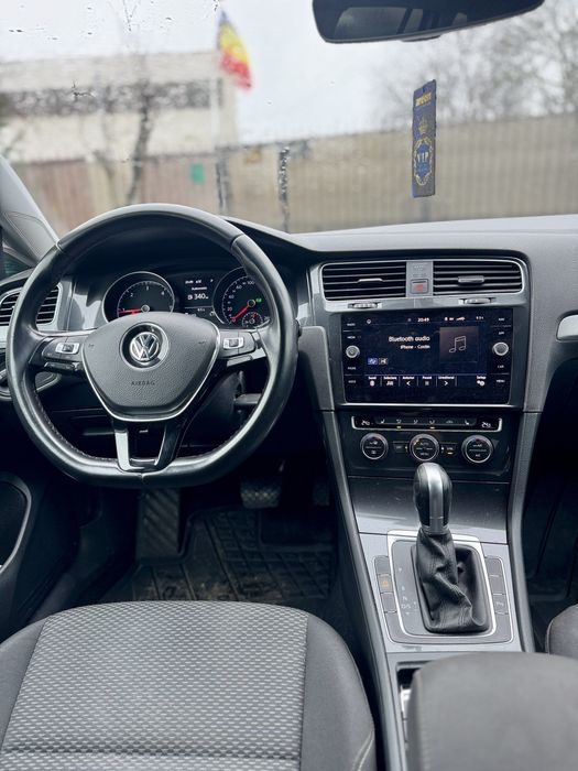 VOLKSWAGEN Golf 2019 — imagine 5