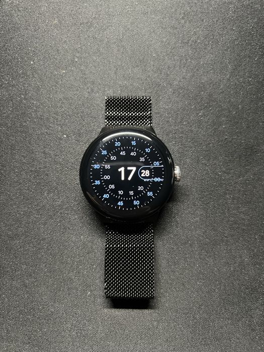 Продаю Google Pixel Watch, покупал в сентябре 2025