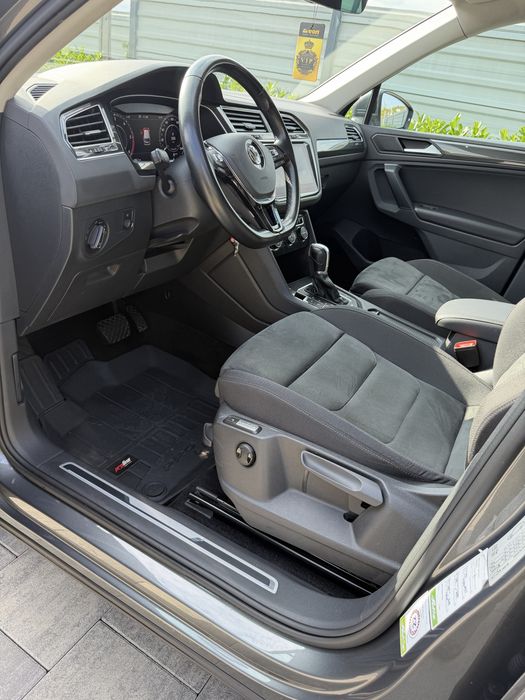 VW Tiguan R-Line FULL 2.0 TDI 190CP DSG 4MOTION • Head-Up • Masaj