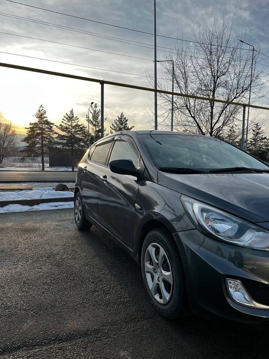 Hyundai Solaris 2011