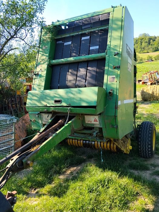 Presă balotat John Deere 550