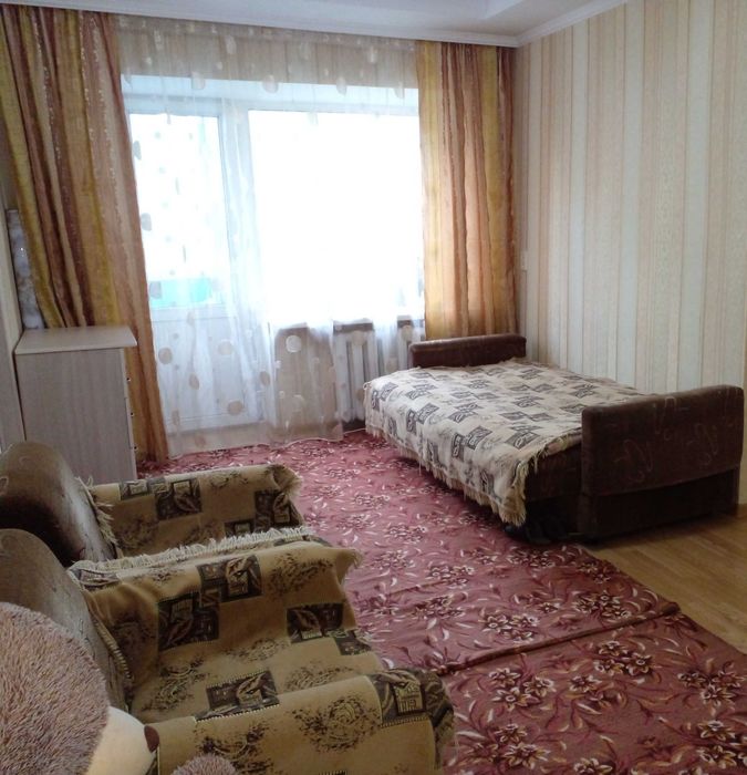 Палас 2 штуки одинаковые