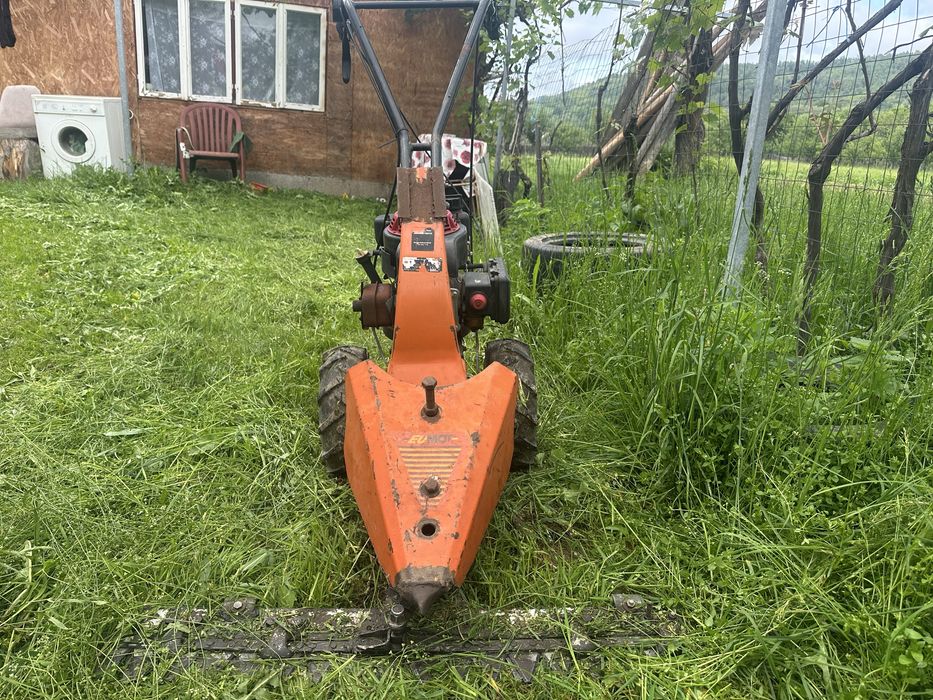 Motocositoare Gardenline cu motor Honda 5.5 CP