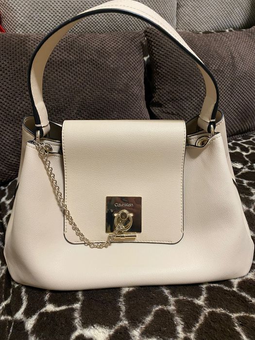 Келвин Клайн дамска чанта