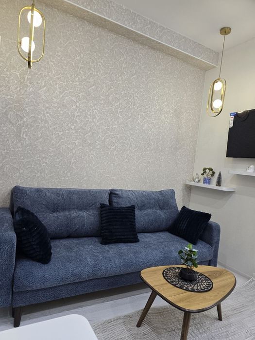 Срочно Продаётся ШРуставели 1в2/6/10 Евро ремонт с мебелью техникой !