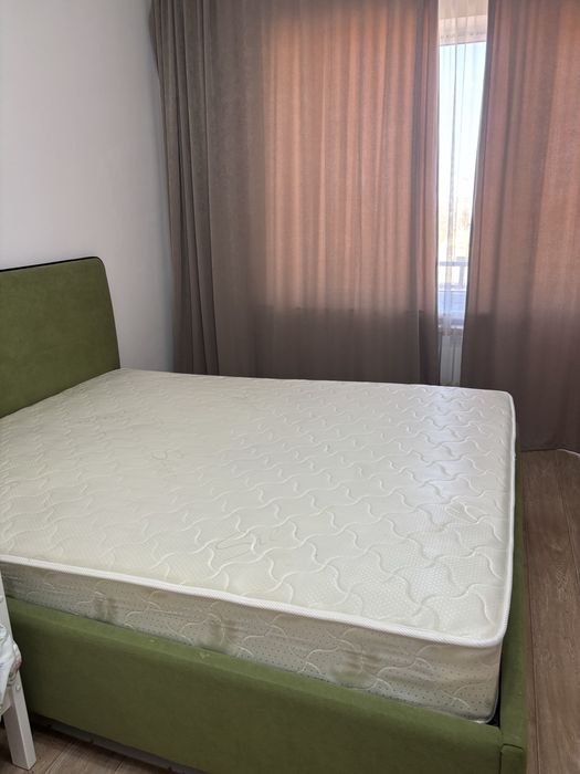 Кровать 160 на 180