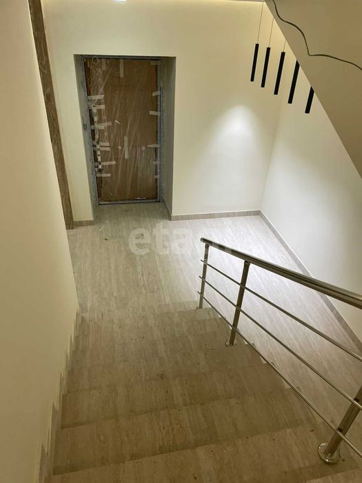 Продам 3 комнатную квартиру