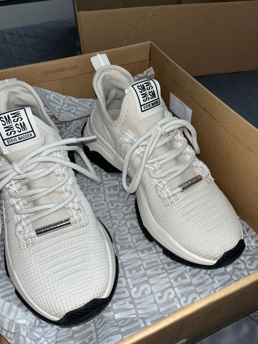 Маратонки на Steve madden