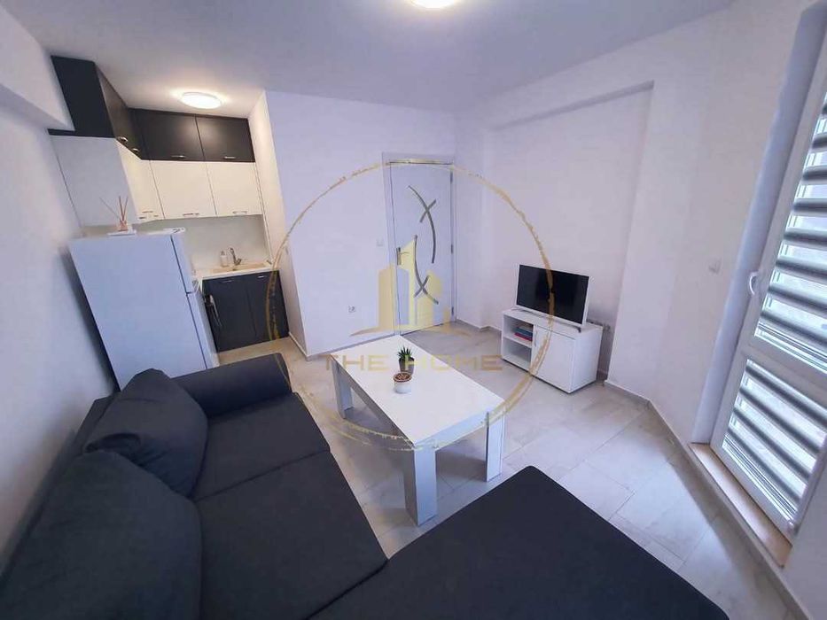 Дава се под наем Двустаен апартамент в Варна, Гранд Мол Варна - 50 кв.м за 400 € - Снимка #1