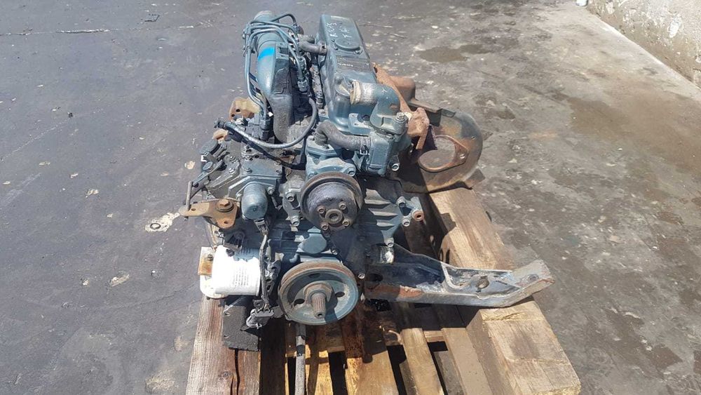 Motor pentru Bobcat si miniexcavator Kubota V2203 E4