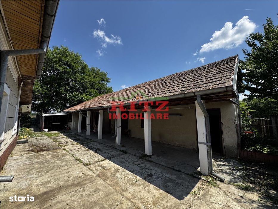 Nou! Casa+teren S=2437 mp, D=23 ml, Osica de Sus!