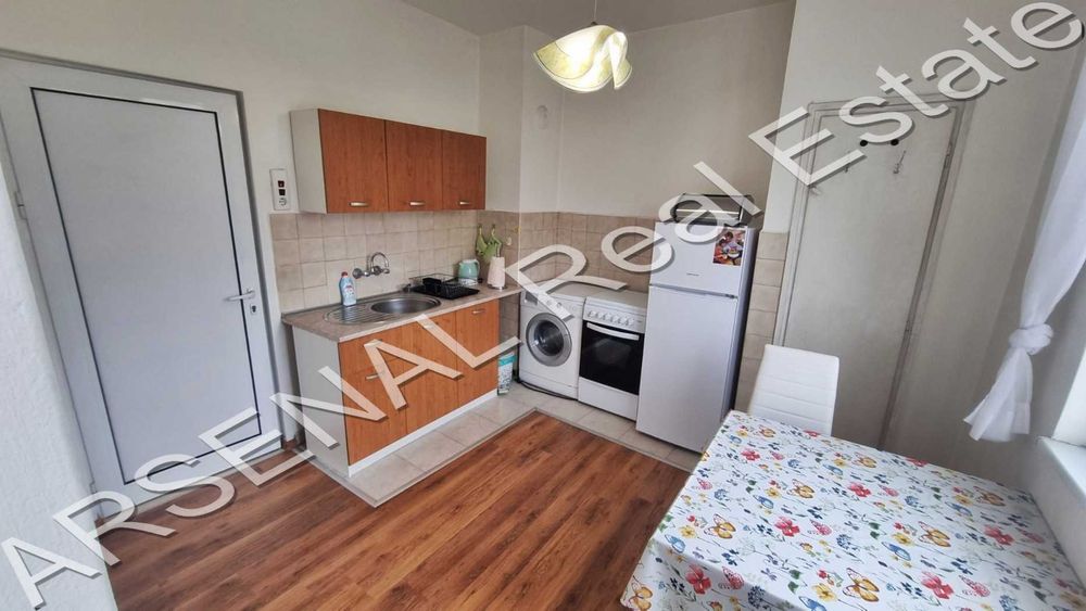 Двустаен апартамент под наем, Център