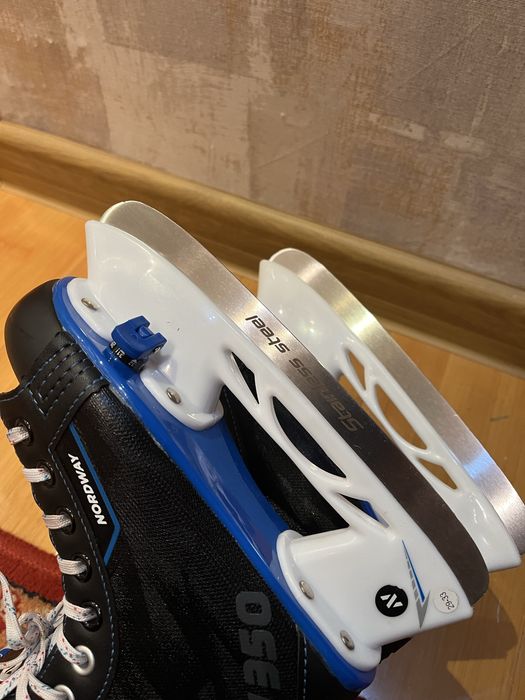 Продам детские коньки nordway