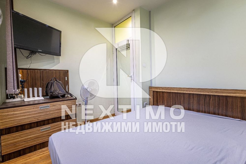 Дава се под наем Двустаен апартамент в Пловдив, Кючук Париж - 80 кв.м за 510 € - Снимка #2