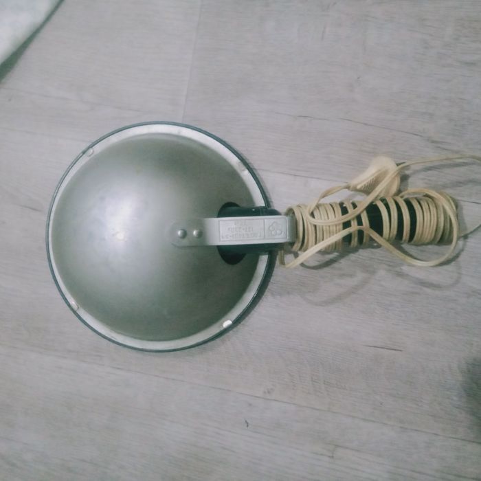 Продам лампу переносную СССР