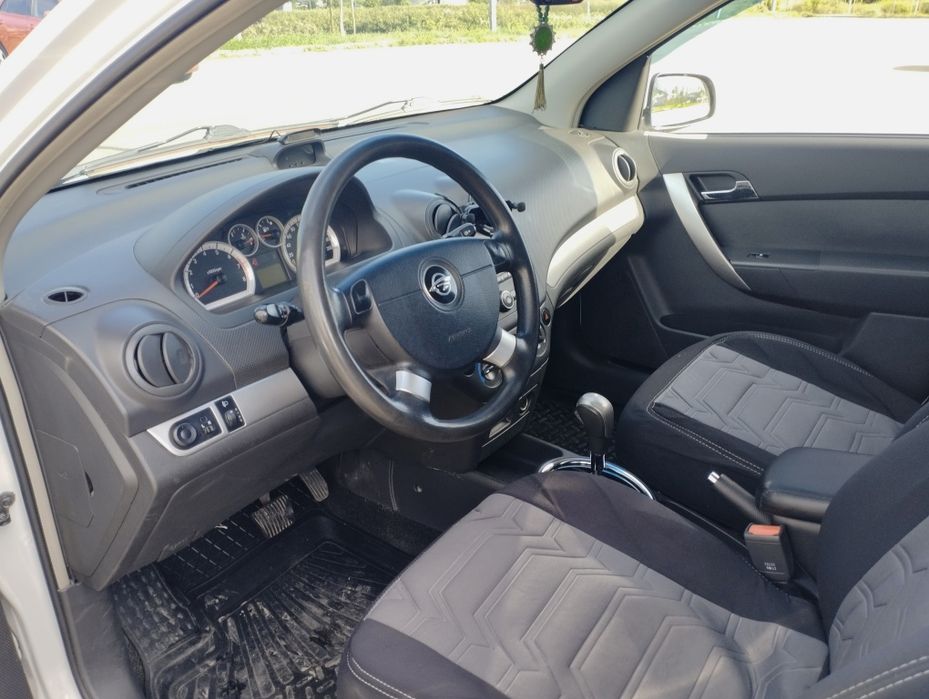 Продам Ravon nexia r3