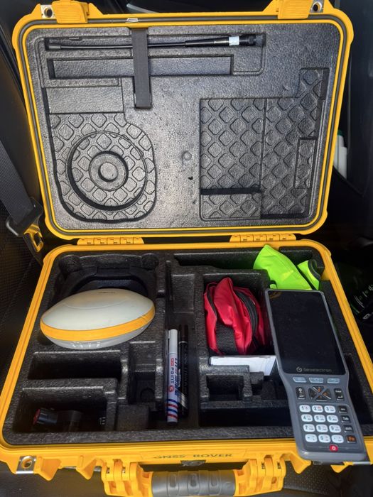 GNSS-приемник E-Survey E300Pro