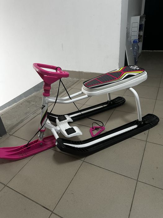 Санки в отличном состояние