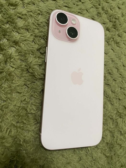 Iphone 15 128gb 84% baterie  URGENT !