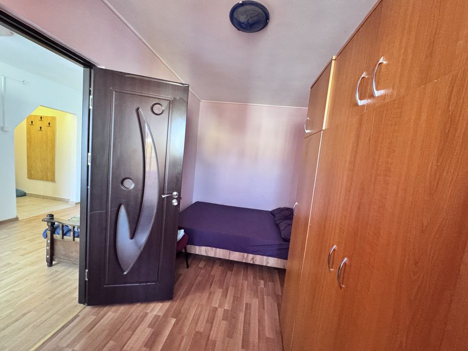 Cazare in regim hotelier , langa insula de agrement