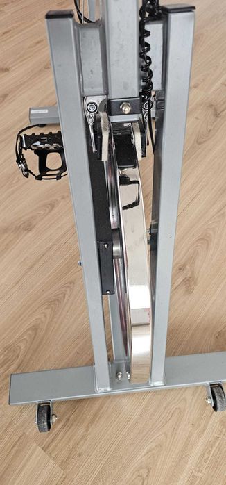 Bicicleta Spinning Ecofit 8284C, abonament indoor cycling online cadou ...