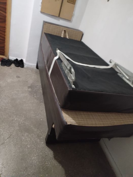 Donez mobilă  Colțar  folosit