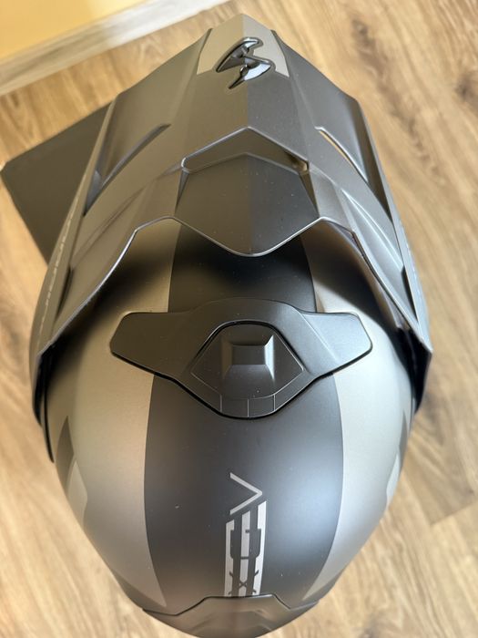 Каска Scorpion exo ADX 2