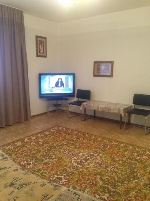 1- ком посуточно проспект Женис 67