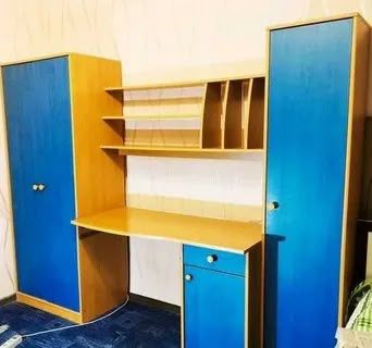 Продам детский гарнитур стенка