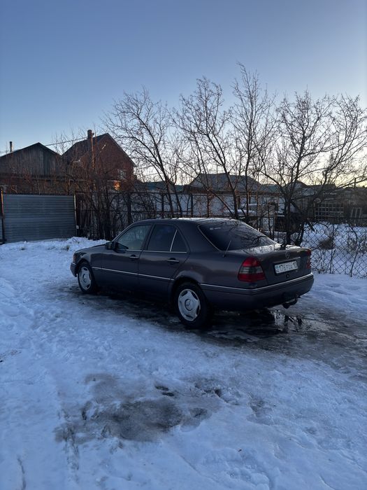 Mercedes-Benz C class 180
