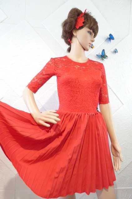 рокли за спортни танци