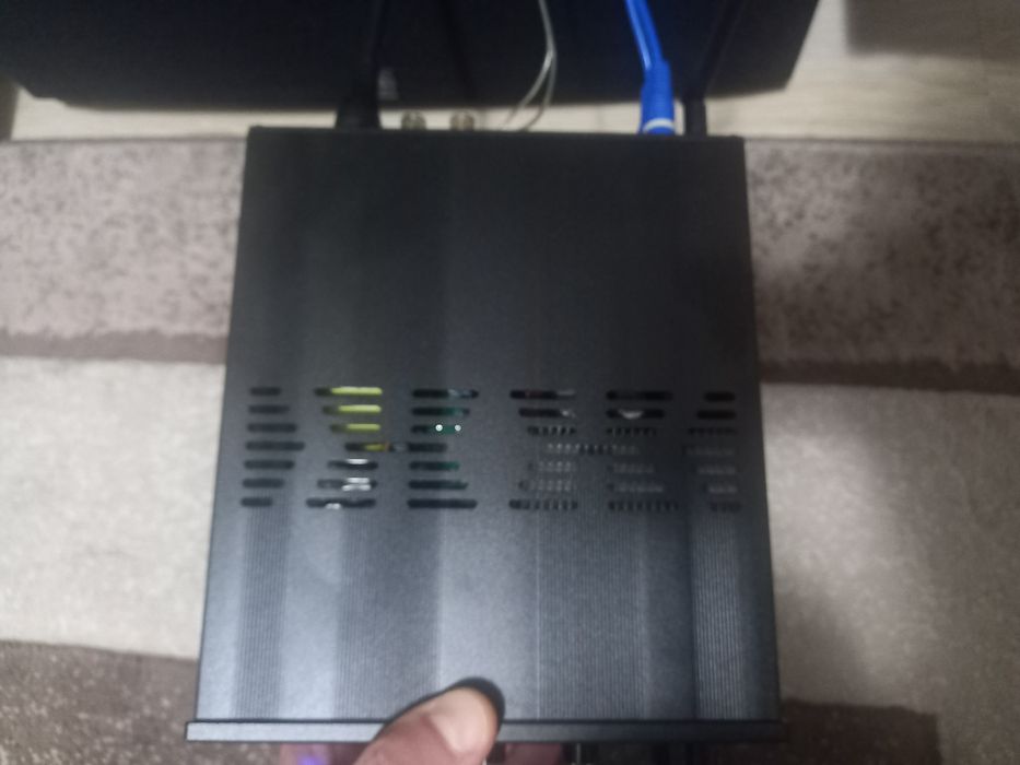 Amplificator audio 300 watts cu Bluetooth 5.2