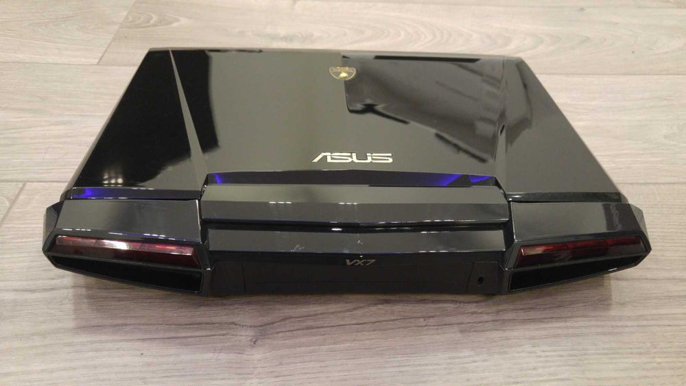Laptop gaming de colectie Asus Lamborghini, intel core i7