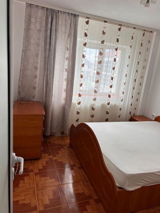 Apartment 3 camera de inchiriat