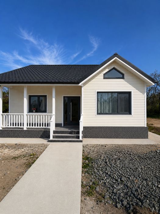 Vând Casă +teren 83.000€+tvain Topraisar ,20-25km de Constanta