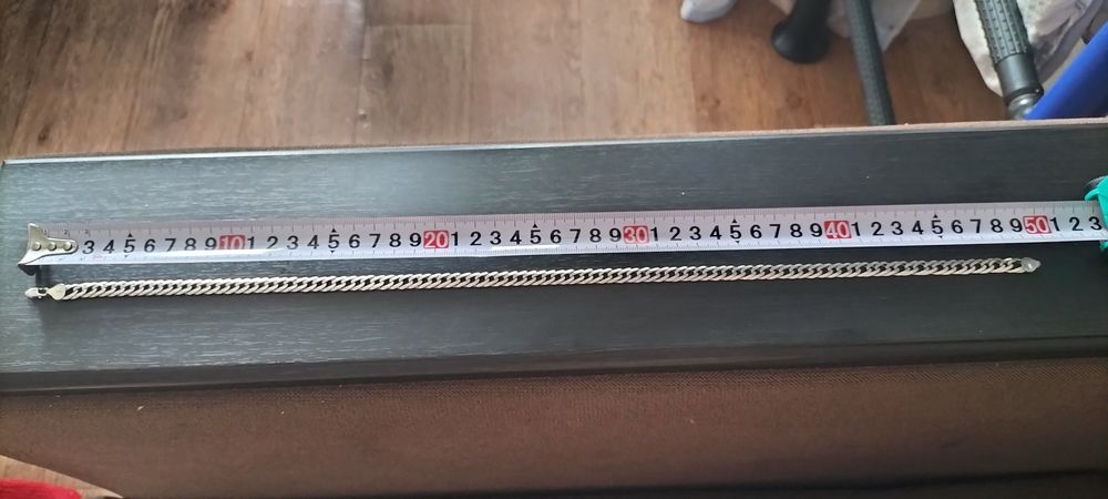 Продам серебряную цепь