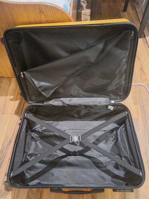 Vând troler în stare ca nou