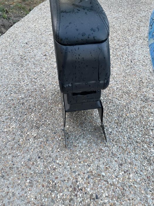 Cotiera universala auto