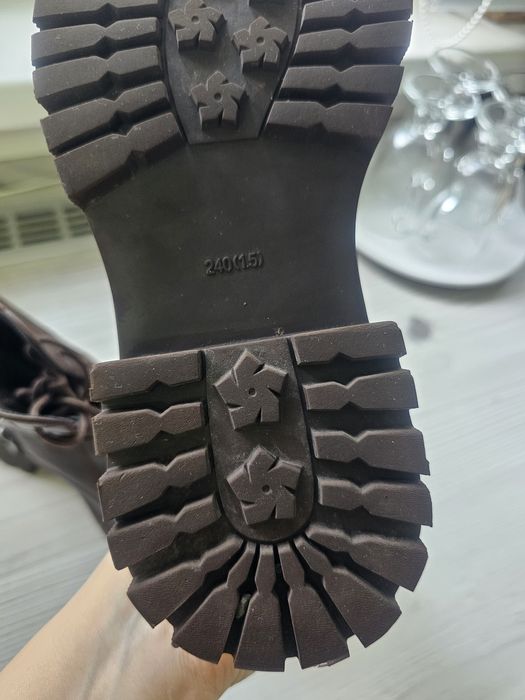 Продам ботинки для девочки