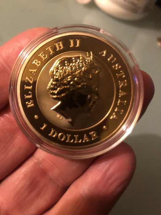 Монети на Принцеса Даяна и Английската Кралица